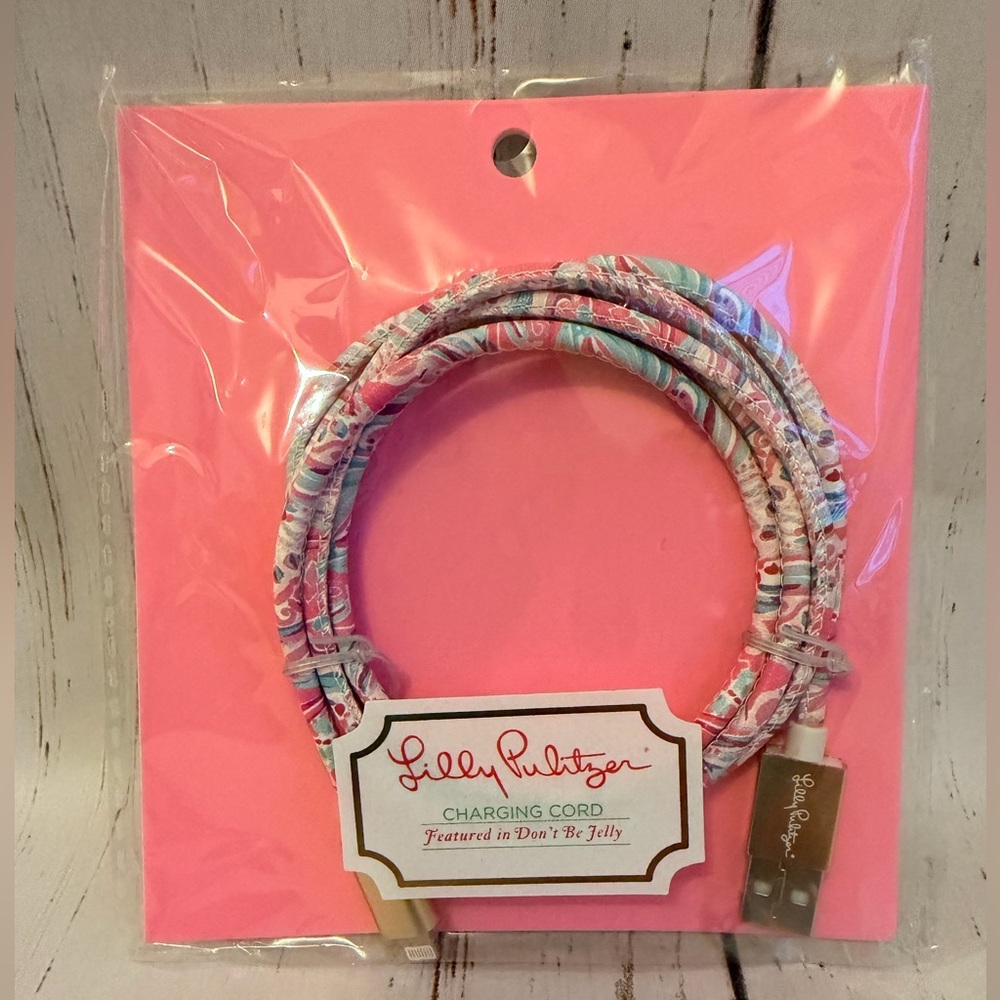 NEW in package Lilly Pulitzer phone charging cord Lightning Don’t Be Jelly